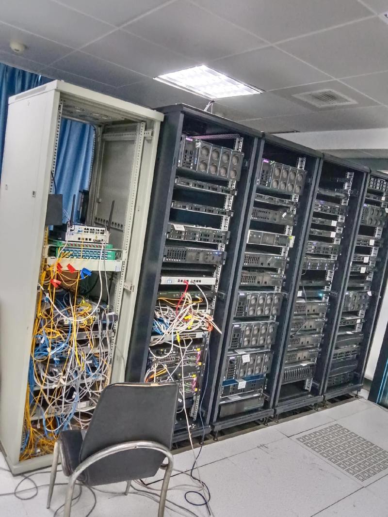 成都電氣施工專(zhuān)家王師傅的抖音 用電安全與智能家居新視角